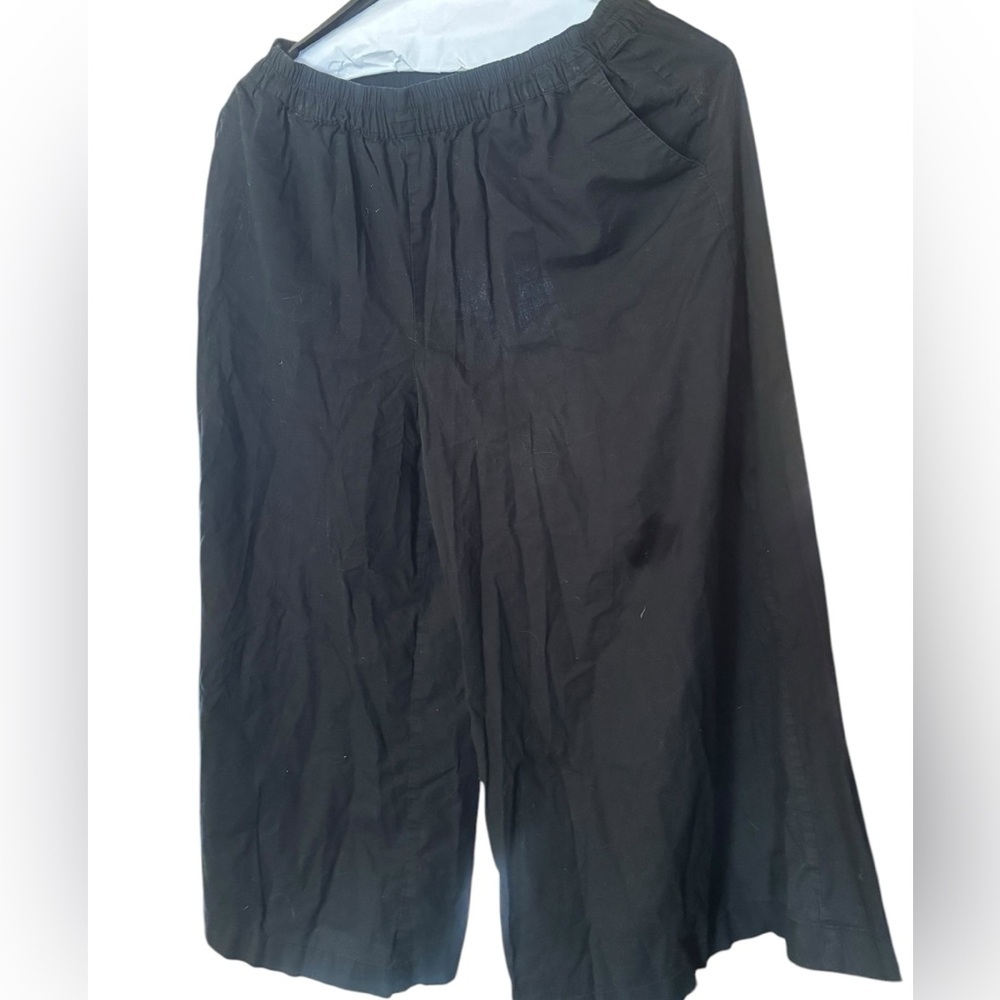 🕸️🕸️🕸️ Who What Wear Black Cotton Cropped Pants 🕸️🕸️🕸️